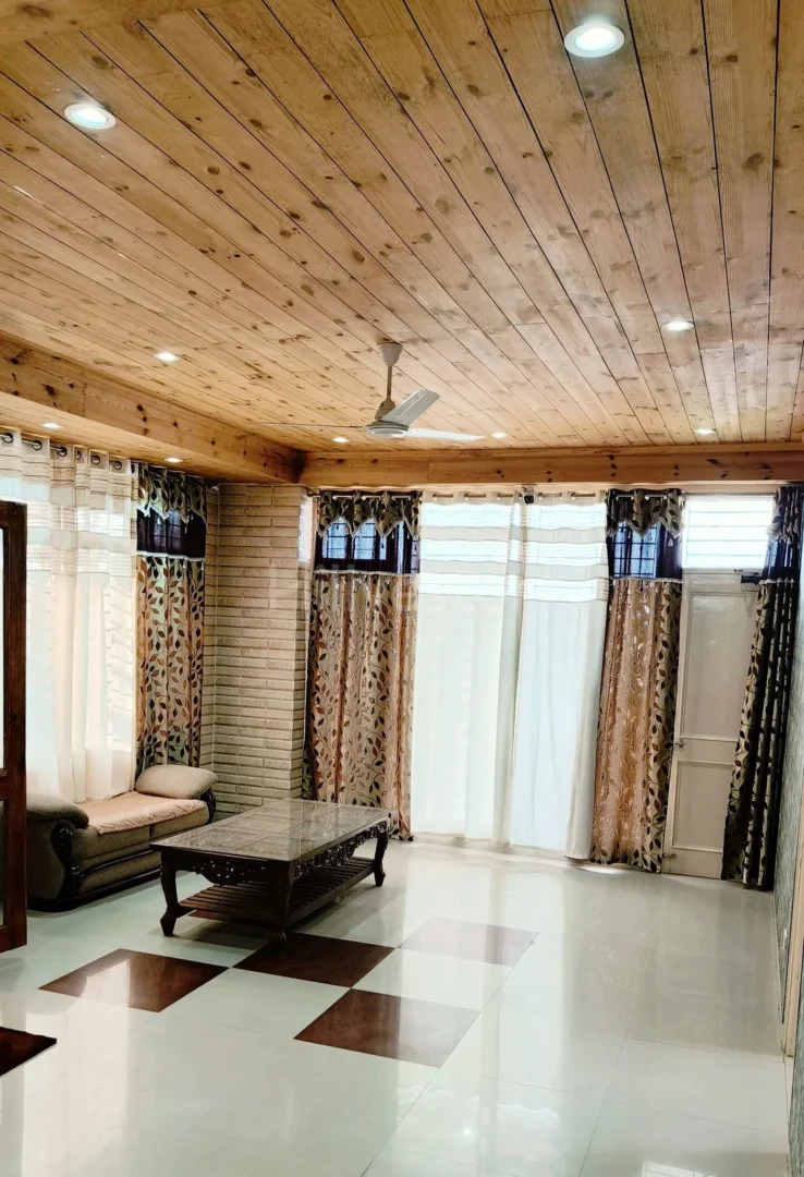 4,500 sq. ft. 5 BHK Villa near Kalka Shimla Road in Deoghat, Solan