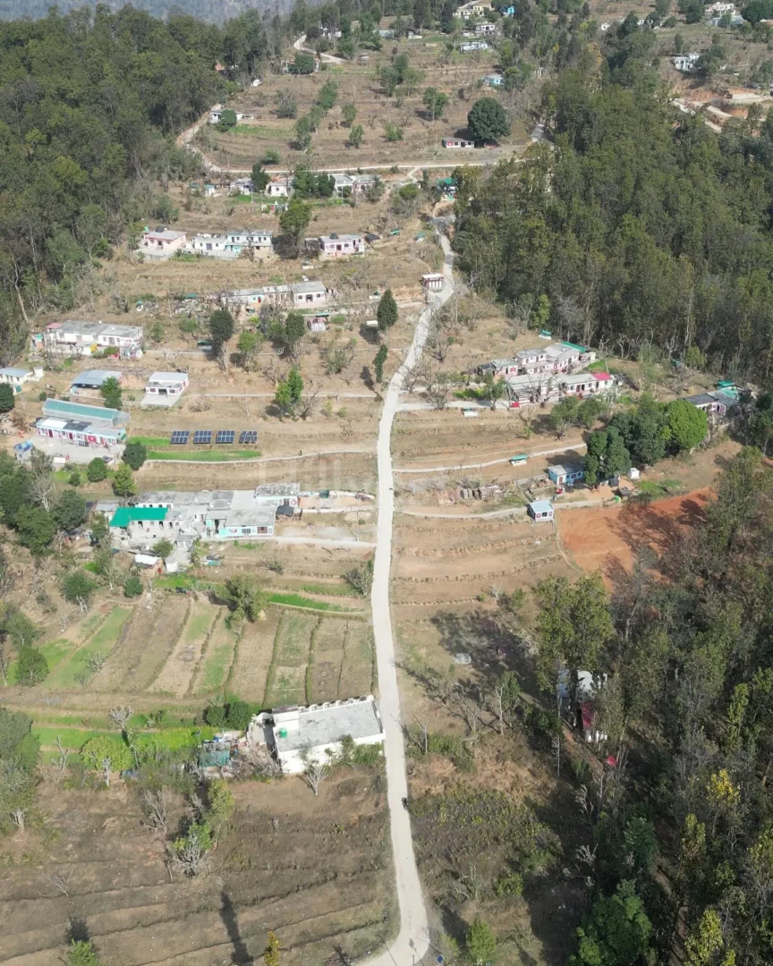 4,340 sq. yd. Residential Land near Aoni Bend in Aoni, Narendra Nagar
