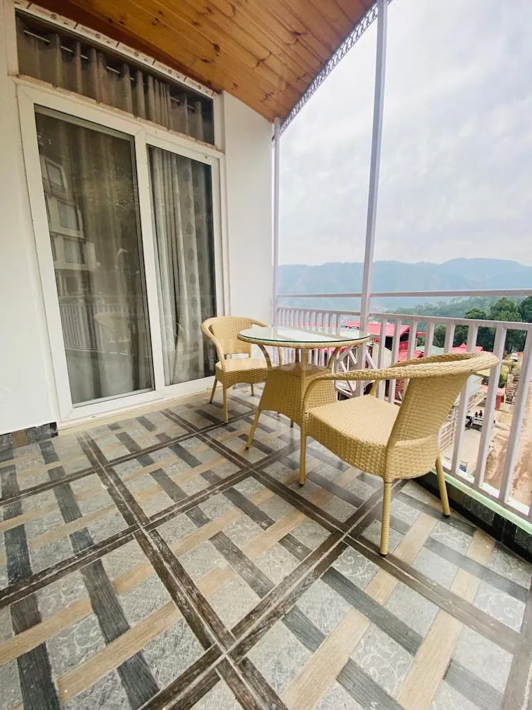 1,450 sq. ft. 2 BHK Apartment in Sky Hill, Garkhal Kanda Road, Kasauli