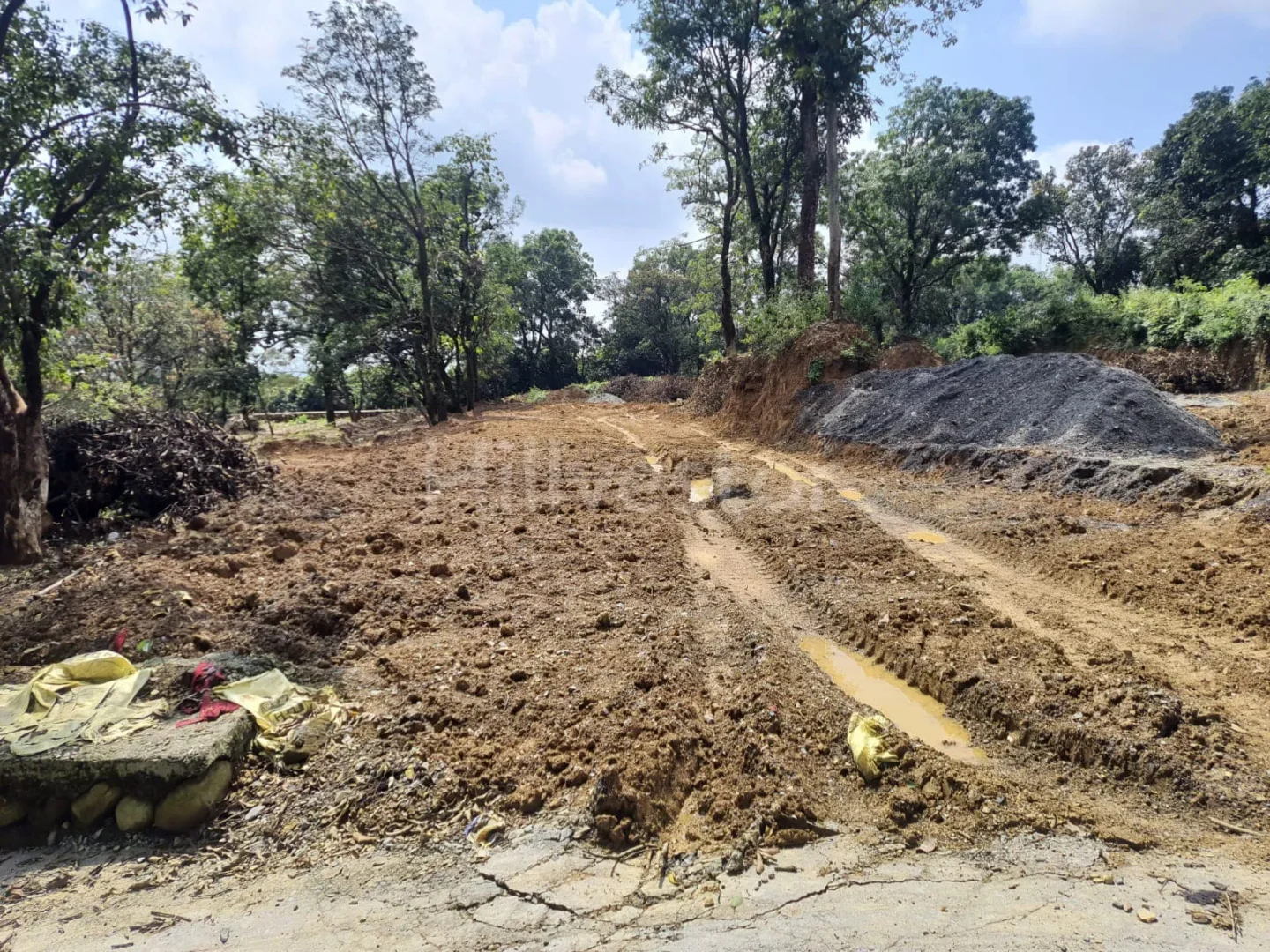 236 sq. yd. Residential Plot near Mussoorie Road, Salan Gaon, Dehradun