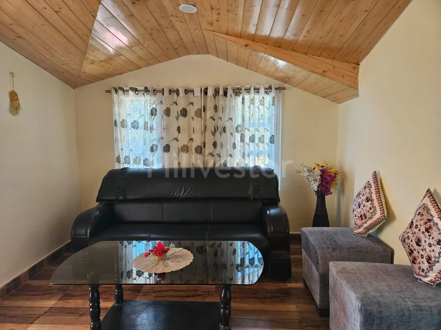 2,200 sq. ft. 5 BHK Apartment near Junga Road, Sanjauli, Shimla