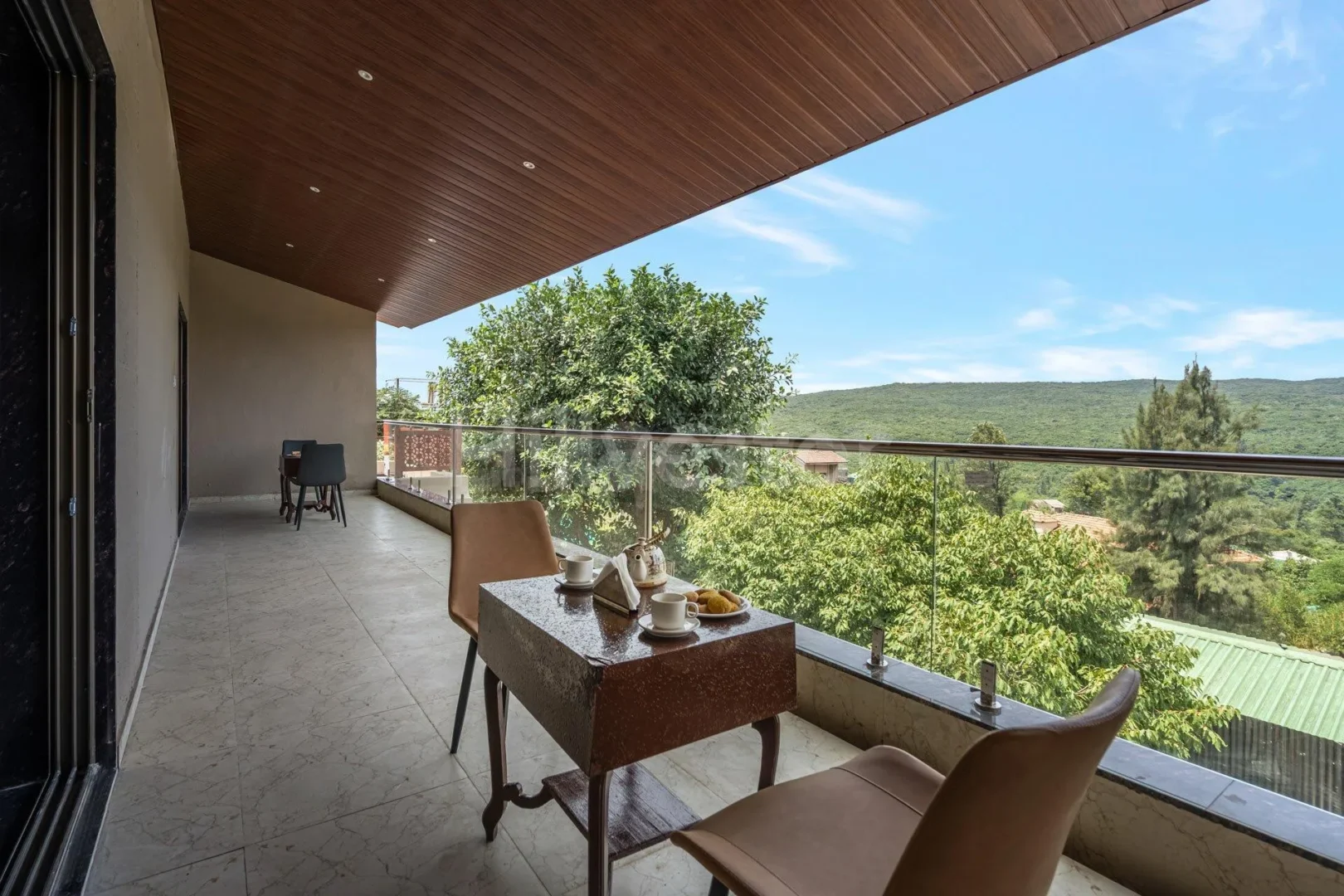 10,000 sq. ft. 8 BHK Villa near Courtyard By Marriott, Metgutad, Mahabaleshwar