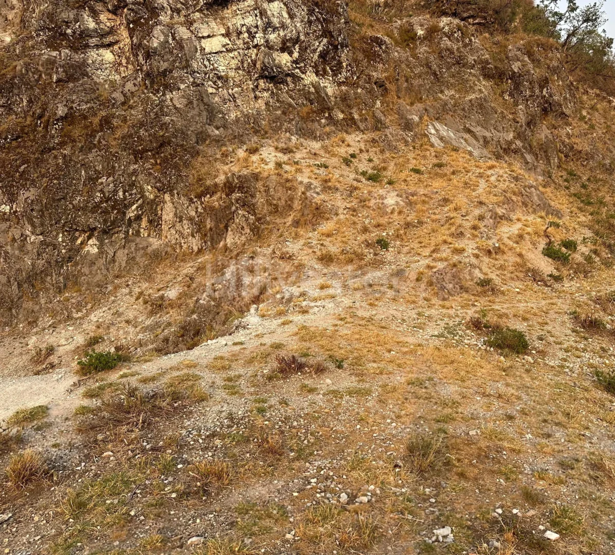 900 sq. yd. Residential Land near Bhatta Falls, Bhatta, Mussoorie