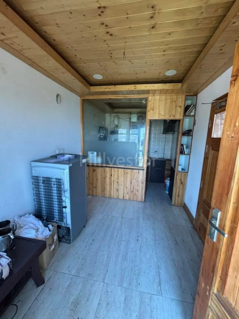 2,400 sq. ft. 6 BHK Apartment near Mall Road, Shimla