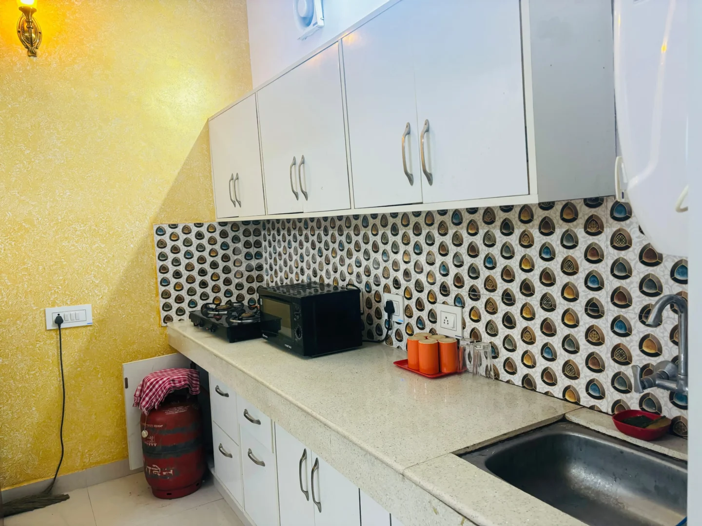750 sq. ft. 1 BHK Villa in Laxman Jhula Enclave, Tapovan, Rishikesh