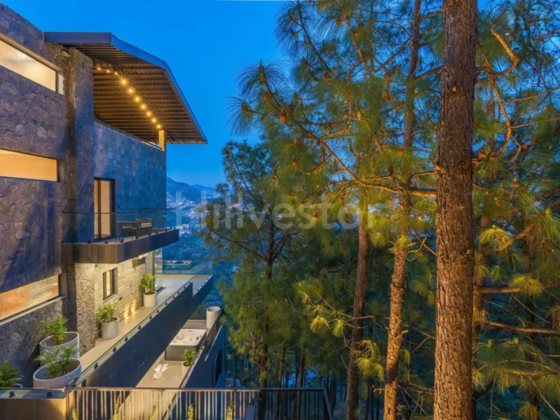 5,600 sq. ft. 4 BHK Villa in Amravati Hills, Subathu Road, Solan